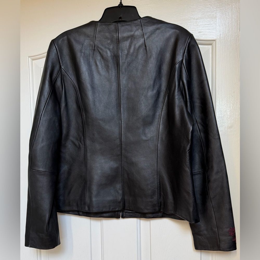 Jaclyn Smith Leather Jacket L Embroidered Black Purple Zip Women’s Edgy Moto - Picture 6 of 7